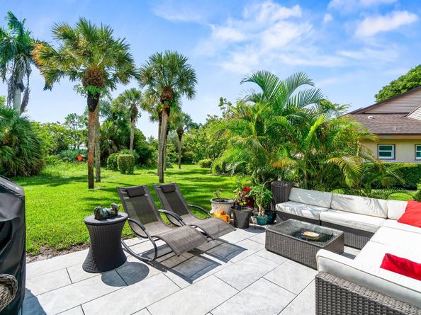4670 Fountains Drive S, Lake Worth FL 33467
