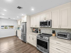 4670 Fountains Drive S, Lake Worth FL 33467
