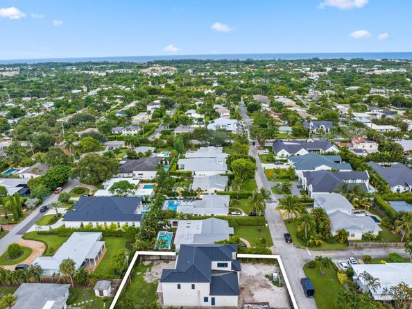 101 NW 17th Street, Delray Beach FL 33444