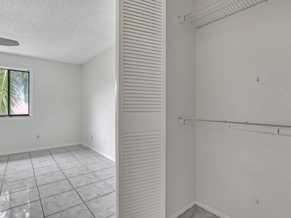 139 Sparrow Drive 5a, Royal Palm Beach FL 33411