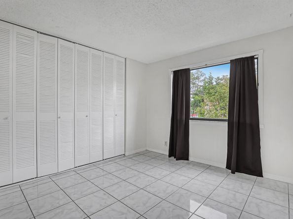 139 Sparrow Drive 5a, Royal Palm Beach FL 33411