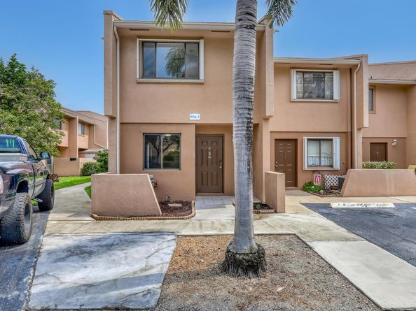 139 Sparrow Drive 5a, Royal Palm Beach FL 33411