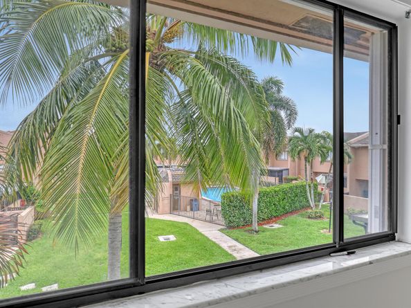 139 Sparrow Drive 5a, Royal Palm Beach FL 33411