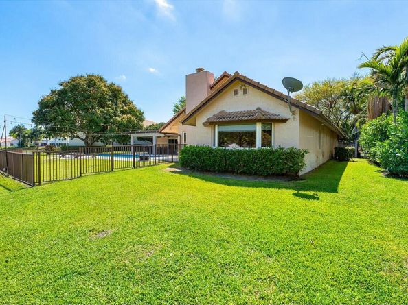 7619 Marbella Terrace, Boca Raton FL 33433