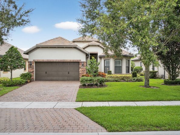 10370 Prato Street, Wellington FL 33414