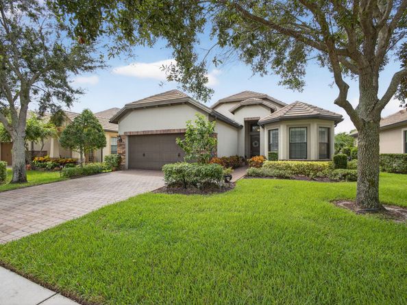 10370 Prato Street, Wellington FL 33414