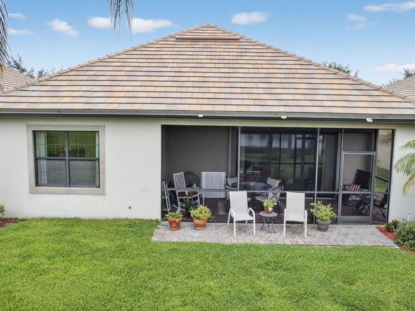 10370 Prato Street, Wellington FL 33414