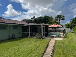 1915 Arabian Road W, Lake Clarke Shores FL 33406