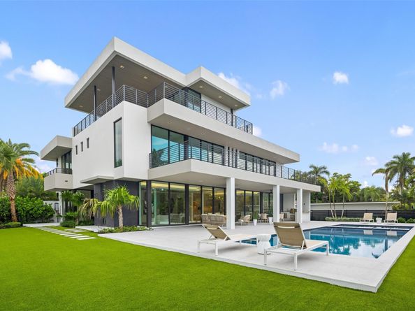 1626 E Lake Dr, Fort Lauderdale FL 33316
