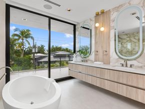 1626 E Lake Dr, Fort Lauderdale FL 33316