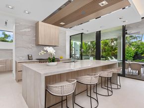 1626 E Lake Dr, Fort Lauderdale FL 33316