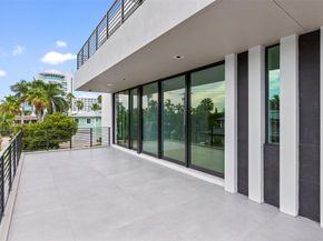 1626 E Lake Dr, Fort Lauderdale FL 33316