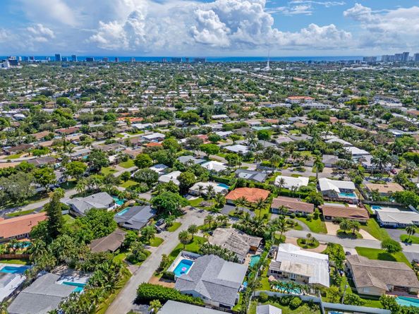 1510 NE 57th Court, Fort Lauderdale FL 33334