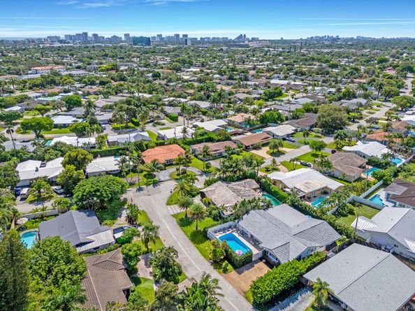 1510 NE 57th Court, Fort Lauderdale FL 33334