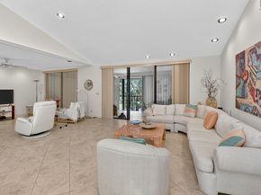 4 Eastgate Drive B, Boynton Beach FL 33436
