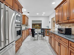 4 Eastgate Drive B, Boynton Beach FL 33436
