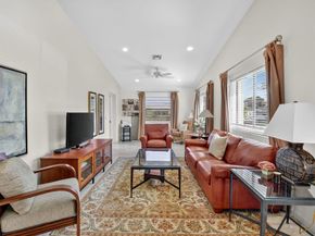 4 Eastgate Drive B, Boynton Beach FL 33436