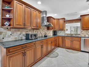 4 Eastgate Drive B, Boynton Beach FL 33436