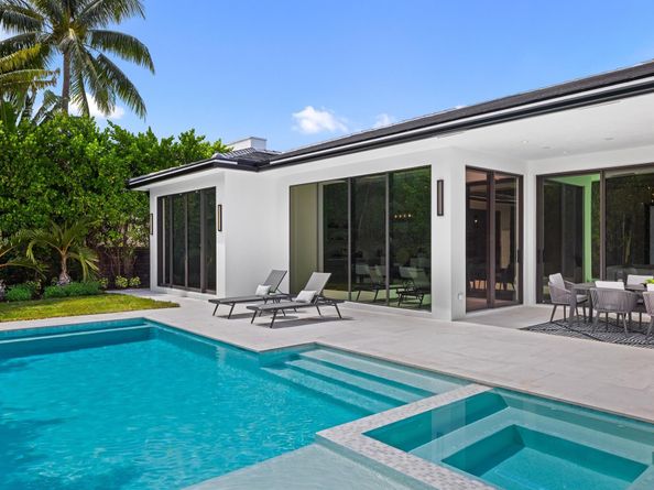 212 NW 18th Street, Delray Beach FL 33444