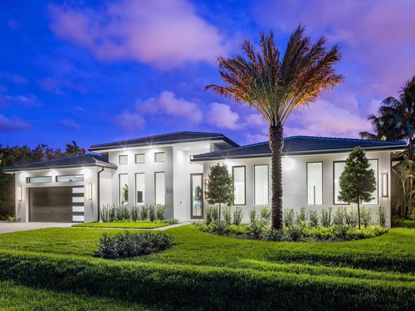 212 NW 18th Street, Delray Beach FL 33444