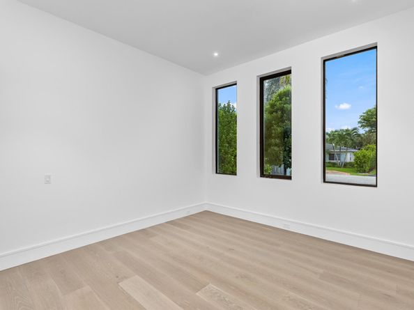 212 NW 18th Street, Delray Beach FL 33444