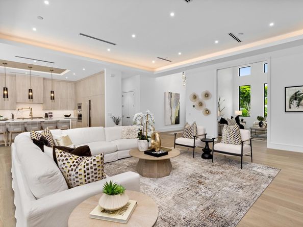 212 NW 18th Street, Delray Beach FL 33444