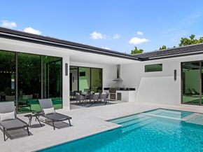 212 NW 18th Street, Delray Beach FL 33444