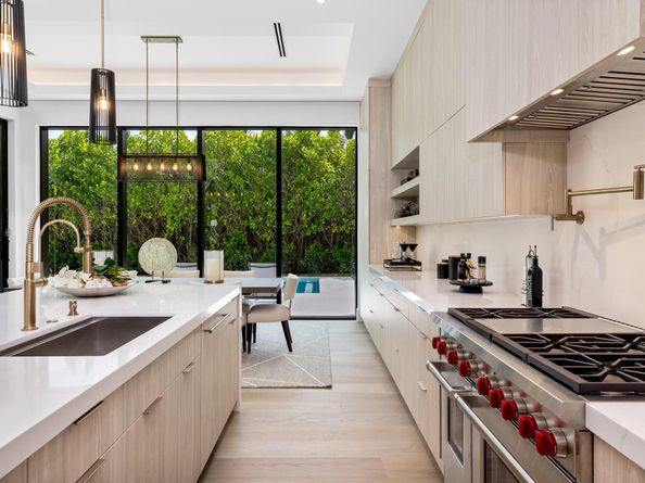212 NW 18th Street, Delray Beach FL 33444