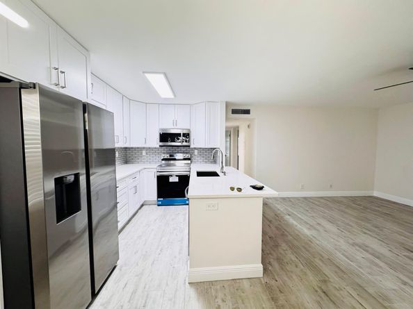 293 Flanders G, Delray Beach FL 33484