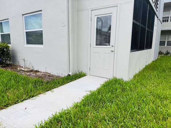 293 Flanders G, Delray Beach FL 33484