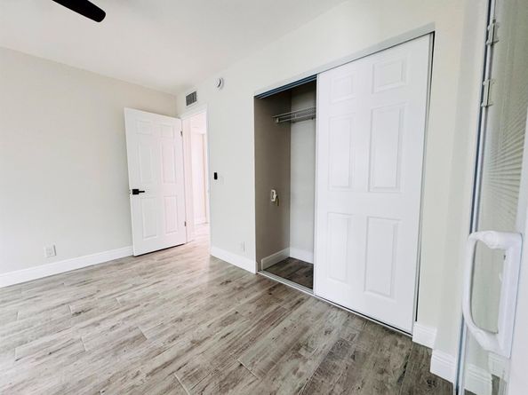 293 Flanders G, Delray Beach FL 33484