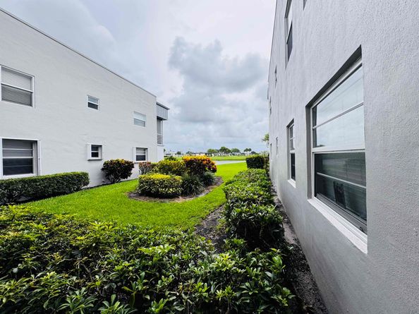 293 Flanders G, Delray Beach FL 33484
