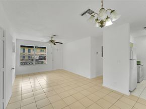 471 SW 27th Ter, Fort Lauderdale FL 33312