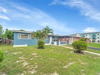 471 SW 27th Ter