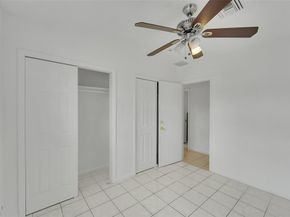 471 SW 27th Ter, Fort Lauderdale FL 33312