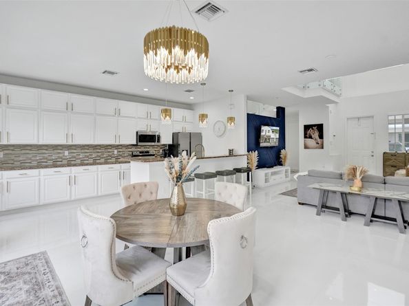 121 SE 7th Ave 121, Pompano Beach FL 33060