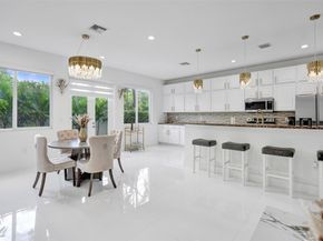121 SE 7th Ave 121, Pompano Beach FL 33060