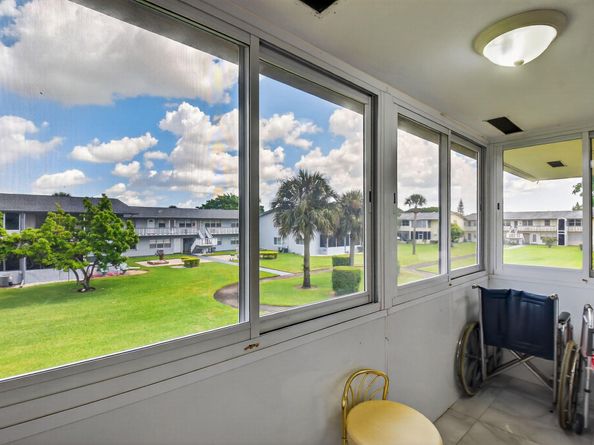 16 Waltham A, West Palm Beach FL 33417