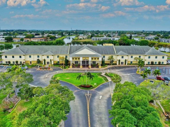 16 Waltham A, West Palm Beach FL 33417