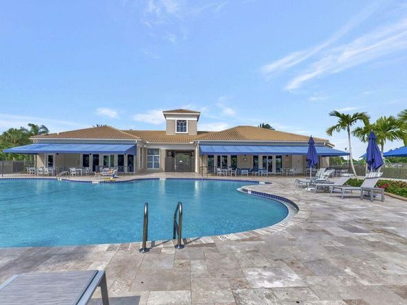 21134 Falls Ridge Way, Boca Raton FL 33428
