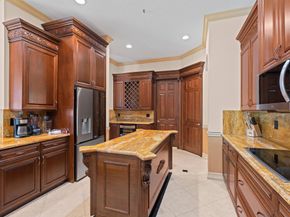 21134 Falls Ridge Way, Boca Raton FL 33428