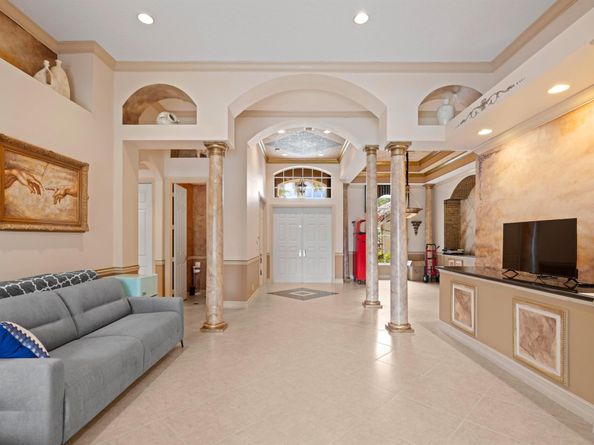 21134 Falls Ridge Way, Boca Raton FL 33428