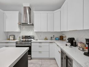 4620 NE 4TH Av, Oakland Park FL 33334