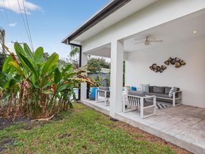 4620 NE 4TH Av, Oakland Park FL 33334