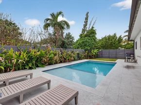 4620 NE 4TH Av, Oakland Park FL 33334