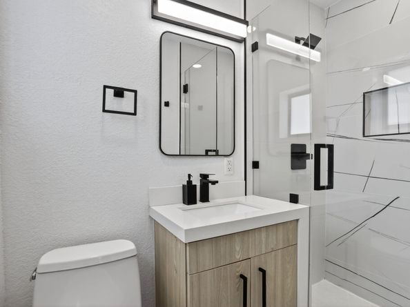 906 SE 13th Court, Deerfield Beach FL 33441