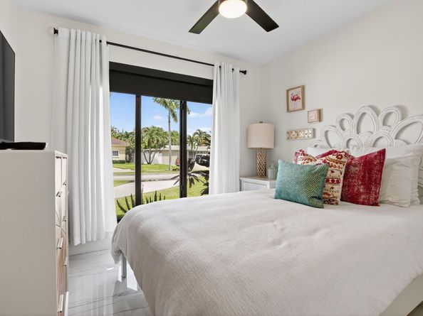 906 SE 13th Court, Deerfield Beach FL 33441