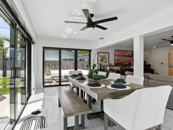 906 SE 13th Court, Deerfield Beach FL 33441