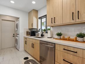 906 SE 13th Court, Deerfield Beach FL 33441