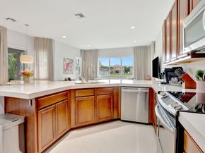 4422 Laurel Pl, Weston FL 33332
